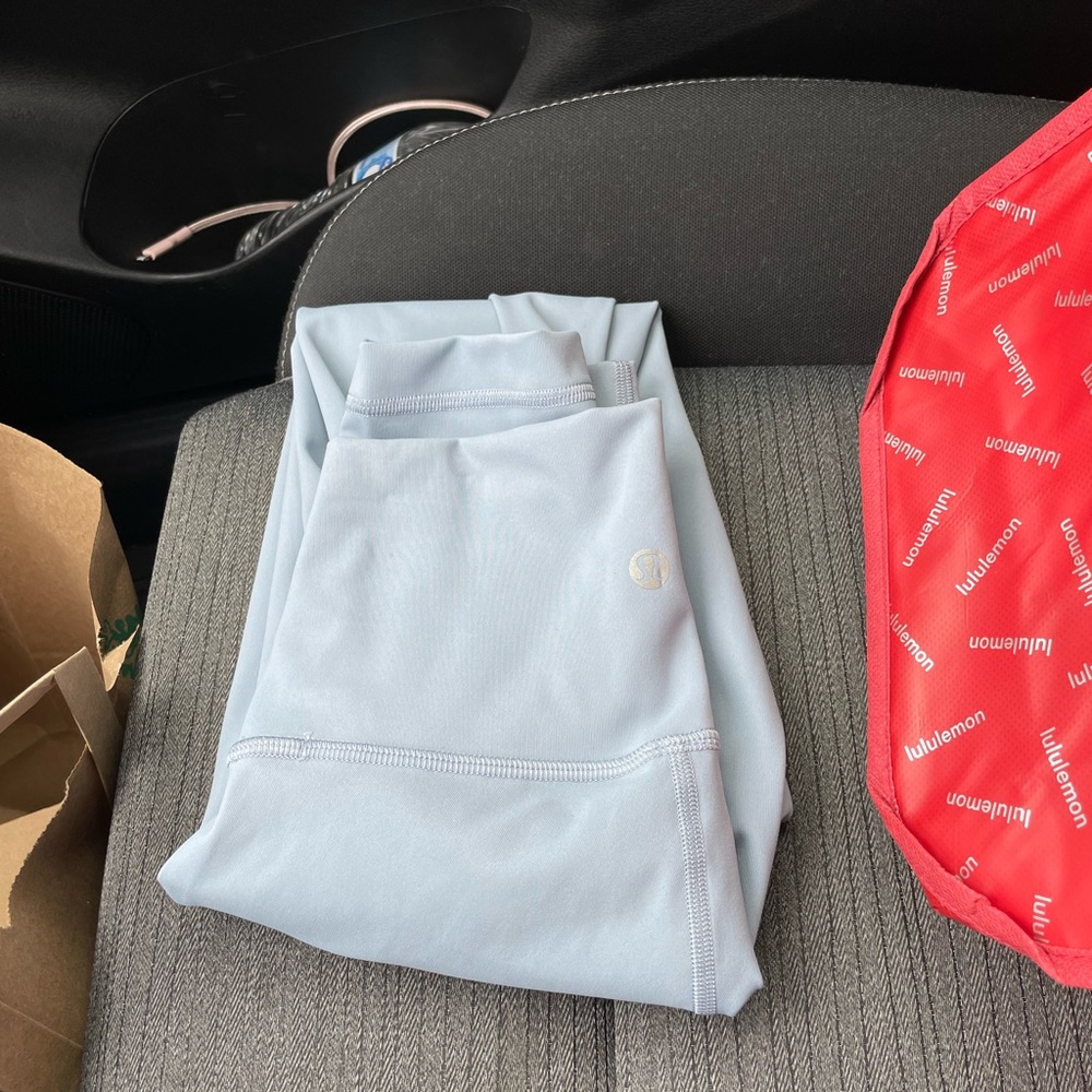 Wunder Under Lululemon Leggings (25’ inseam) (NWOT)